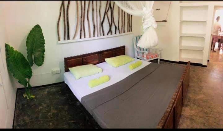 Villa Lagoonedge Hikkaduwa Esterno foto