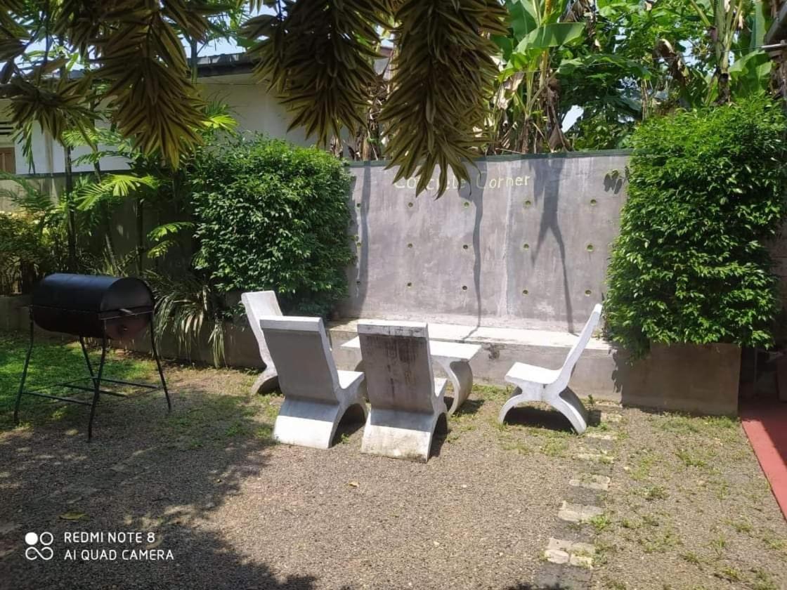 Villa Lagoonedge Hikkaduwa Esterno foto