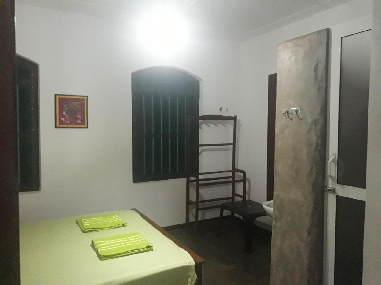 Villa Lagoonedge Hikkaduwa Esterno foto