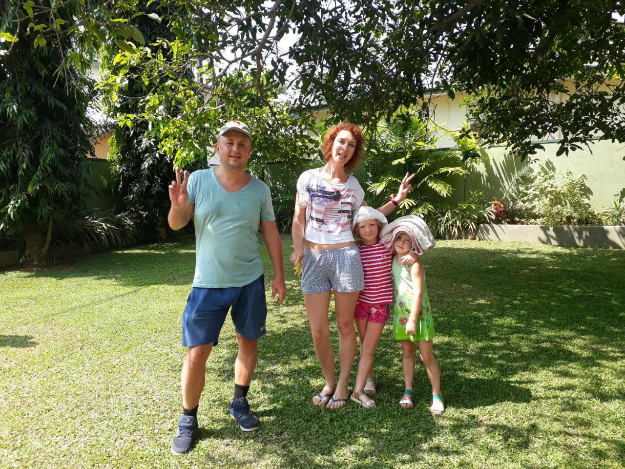 Villa Lagoonedge Hikkaduwa Esterno foto